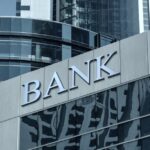 Καιρός: Με βροχές και χαμηλές θερμοκρασίες η Πρωτομαγιά – Έρχεται τριήμερο με ζακέτα και ομπρέλα [βίντεο]