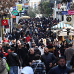 Πάσχα: Φεύγουν και οι τελευταίοι εκδρομείς – Ουρές στα διόδια Ελευσίνας – Κίνηση σε λιμάνια και ΚΤΕΛ [Εικόνες-Βίντεο]