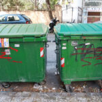 Πώς αποφεύχθηκε η τραγωδία με τον άστεγο που κοιμόταν μέσα σε κάδο απορριμμάτων στη Θεσσαλονίκη – Τι συνέβη