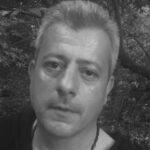 Δείτε Live την Ακολουθία και την Περιφορά του Επιταφίου Θρήνου από την Ιερά Μητρόπολη Αθηνών