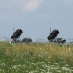 Viral βίντεο: Ο ασυγκράτητος Μακρόν αιφνιδίασε τη Μελόνι