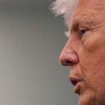 Τραμπ: «Φορτώνουμε τα πλοία μας με τα καλύτερα πυρομαχικά, εάν οι συνομιλίες αποτύχουν»