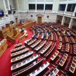 Ο Τραμπ «καρατόμησε» την υπουργό Δικαιοσύνης Παμ Μπόντι