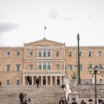 Τραμπ: «Εξαιρετικά σκληρά» χτυπήματα τις επόμενες δύο εβδομάδες – «Συντριπτικές» επιθέσεις υπόσχεται το Ιράν