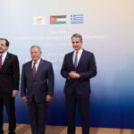 Τραμπ: «Πολύ νωρίς» για απευθείας συνομιλίες με το Ιράν