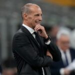 Ολυμπιακός: Η είσοδος των Αγγελόπουλων με το 4ο ευρωπαϊκό και το λάβαρο στην οροφή του ΣΕΦ – Δείτε τα βίντεο