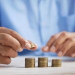 Σοκ στην Αγγλία: Έφτιαξε ψεύτικο προφίλ της πρώην του στο Tinder και έστελνε άνδρες στο σπίτι της να τη βιάσουν