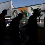 Ζιζέλ Πελικό: «Βαθιά σοκαρισμένη» για τις ποινές χωρίς φυλάκιση σε ανήλικους δράστες βιασμού – Οργή και αιτήματα για αυστηρότερη δικαιοσύνη