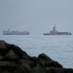 Λευκός Οίκος: Η στιγμή που πέφτουν οι πυροβολισμοί και δημοσιογράφος κάνει γύρισμα – «Πέσε κάτω, πέσε κάτω!» [βίντεο]