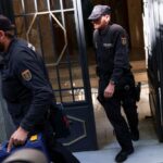 Γιατί πάνω από 700 άνθρωποι στην Κίνα «σφάζονται» για μια θέση βοσκού