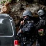 Νεκρός ο ένοπλος που άνοιξε πυρ κοντά στον Λευκό Οίκο – Τραμπ: «Χρειαζόμαστε τη νέα αίθουσα χορού για την ασφάλειά μας»