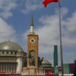 Μαρινάκης: Λύνουμε μια θεσμική εκκρεμότητα δεκαετιών με την οριστική αδειοδότηση των περιφερειακών καναλιών