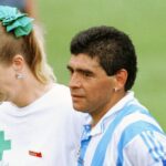 «Εθνική συμφωνία» κατά της ακρίβειας: Πότε θα προχωρήσουν οι βιομηχανίες τροφίμων και τα σούπερ μάρκετ σε μειώσεις τιμών