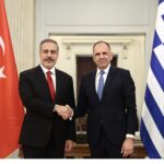 Κόντρα με βαριές εκφράσεις Παϊτέρη – Λατινοπούλου: «Έχει γύφτικη ομορφιά» – «Από γύφτο δεν περίμενα και κάτι καλύτερο» – ΒΙΝΤΕΟ
