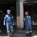 Χανιά: Νεαρός έβαλε φωτιά στο σπίτι του – Πέταξε πέτρα και έσπασε το παρμπρίζ πυροσβεστικού οχήματος και τράπηκε σε φυγή