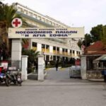 Φωτιά στις παλιές εστίες στου Ζωγράφου – Επιχειρούν 12 πυροσβέστες με 5 οχήματα [Βίντεο]