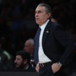 Μεγάλη φωτιά στο Ωραιόκαστρο: Εκκενώσεις οικισμών, καμένα εργοστάσια και προσαγωγή 76χρονου – Ολονύχτια η μάχη με τις φλόγες