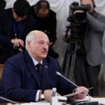Νέο θρίλερ με τα Στενά του Ορμούζ – «Είναι ανοιχτά» λέει ο Τραμπ
