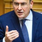 Μαρινάκης: Τι ισχύει για νέες ταυτότητες, «Εξοικονομώ», voucher και ρύθμιση 72 δόσεων