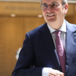 Τσίπρας: «Η κυβέρνηση να σταματήσει να δίνει λευκή επιταγή στον Τραμπ»