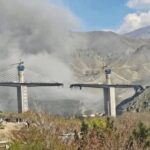 Ο Καναδάς καίγεται και ο Τραμπ απειλεί με δασμούς