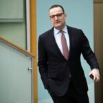 Ιστορική στιγμή για το ελληνικό μπουζούκι: Ο Μιχάλης Παούρης γίνεται μέλος της Ακαδημίας των GRAMMY