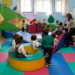 Ακρόπολη: Τι γνωρίζουμε για τον άνδρα επιτέθηκε με μαχαίρι σε δύο τουρίστες – Μεταφέρθηκαν στον «Ερυθρό Σταυρό»