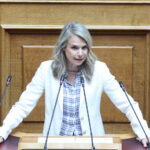 Λίνα Μενδώνη για Λάκη Χαλκιά: «Έδωσε διακριτή υπόσταση στην ελληνική μουσική, με ερμηνείες σε υψηλού επιπέδου μελοποιημένη ποίηση, όπως και στο αυθεντικό δημοτικό τραγούδι»