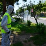 Βανδαλισμός στο Μετρό Θεσσαλονίκης: Η στιγμή που ο δράστης λερώνει με σπρέι τον σταθμό «Αρετσού» – Δείτε βίντεο