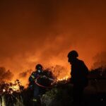 Ιερέας έπιασε στα «πράσα» νεαρό ζευγάρι να κάνει σεξ μέσα σε παρεκκλήσι και τους έδωσε 100 ευρώ να πάνε σε ξενοδοχείο