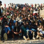 Σάλος με τον Μακρόν σε τζετ σκι: «Η Γαλλία καίγεται και ο πρόεδρος διασκεδάζει»