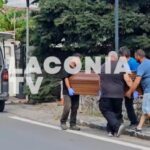 Μετρούν τις πληγές τους οι κάτοικοι στο Πόρτο Γερμενό – Δεκάδες οι κατοικίες που καταστράφηκαν από τη φωτιά