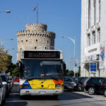 Εύβοια: «Λυσσασμένοι» άνεμοι σήκωσαν στον αέρα νταλίκα – Ασφαλής ο οδηγός