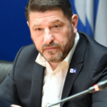 Γεραπετρίτης σε Κύπριο ομόλογό του: Αταλάντευτη η στήριξη της Ελλάδας στην επανένωση της Κύπρου