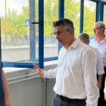 Τσουκαλάς: «Πίνετε εδώ και χρόνια στην υγειά των κορόιδων μαζί με τα funds και τους servicers» – «Λεφτά από Monopoly» οι οικονομικές σας υποσχέσεις, απαντά ο Μαρινάκης