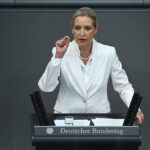 Ρεκόρ στις τιμές καυσίμων σε όλη την ΕΕ: Στο τραπέζι έκτακτη φορολόγηση των εταιρειών ενέργειας