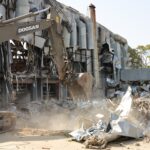 Συναγερμός για δύο άτομα σε ημιλιπόθυμη κατάσταση στο υπό κατεδάφιση θέατρο Μπάντμιντον