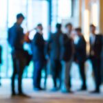 Το LinkedIn επιστρατεύει τους συναδέλφους σου για να αποδείξει ότι… πράγματι δούλεψες εκεί