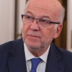 Μερτς: Θα ζητήσει άμεσα ψήφο εμπιστοσύνης από την ηγεσία του κόμματός του