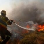 Ξέσπασε ο πατέρας του 15χρονου που πέθανε ξαφνικά στη Λάρισα: Άκουσα, δεν τον μετακίνησα και σήμερα τον έχω ντυμένο γαμπρό