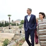 Αύξηση στους δανεισμούς βιβλίων το 2025: Ο Ευγένιος Τριβιζάς ο συγγραφέας των ρεκόρ – Τα στοιχεία του ΟΣΔΕΛ