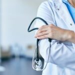 Σε κρίσιμη κατάσταση 4χρονο παιδί που βρέθηκε σε πισίνα στην Ανάβυσσο