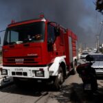 Σύρος: «Το δεξί χέρι του άντρα ήταν γεμάτο αίματα» λέει ο αυτόπτης μάρτυρας για τη στιγμή που κατέρρευσε η διασώστρια