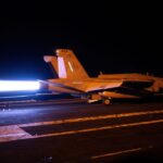 Βίντεο-σοκ: Αυτοκίνητο «μπουκάρει» σε αυλή με παιδιά – 2χρονος γλιτώνει για δευτερόλεπτα