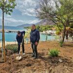 Φωτιά στον Ελαιώνα: «Ακούσαμε ένα μπαμ, σκάγανε μπουκάλες και είδαμε φλόγες και καπνούς»