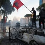 Σκηνές χάους στη Γαλλία: Σοκαριστικές εικόνες και βίντεο από αναγνώστες του ΕΤ