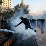 Γαλλία: Συναγερμός στην Ευρώπη μετά τις βίαιες ταραχές – Ταξιδιωτικές προειδοποιήσεις από οκτώ χώρες