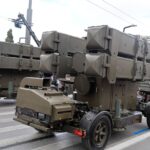 Συλλαλητήριο στο κέντρο της Αθήνας: Γεμίζουν με κόσμο τα Προπύλαια, προληπτικές προσαγωγές και 3.000 αστυνομικοί στους δρόμους
