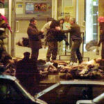 Κολωνός: Βίντεο-ντοκουμέντο δευτερόλεπτα μετά την έκρηξη στην πολυκατοικία – Τι ερευνούν οι Αρχές
