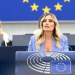 Ανδρουλάκης στην ΚΟ του ΠΑΣΟΚ: Δείχνουμε έναν άλλο δρόμο πολιτικής χωρίς εξαρτήσεις – Μην επιτρέψουμε σε κανέναν να παραχαράσσει την Ιστορία